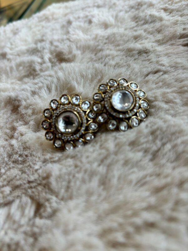 PIYA Mossonite Studs