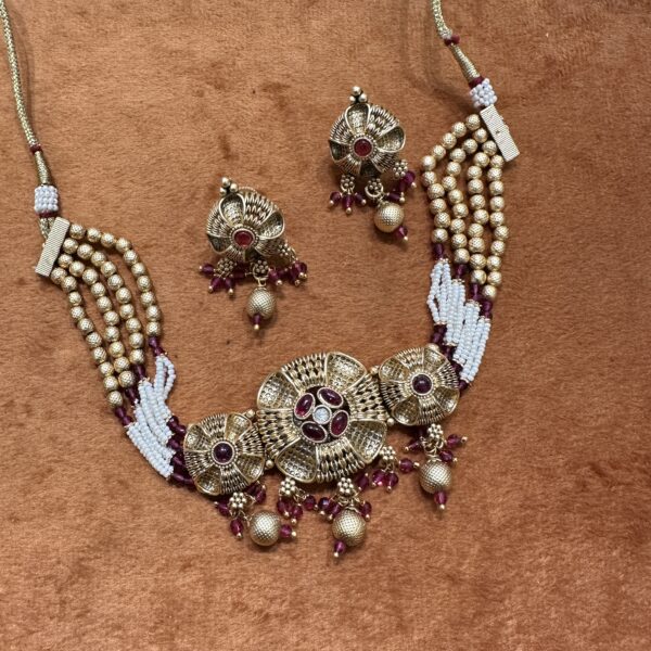 TEENA LIGHT COPPER CHOKKER SET WITH EARRINGS